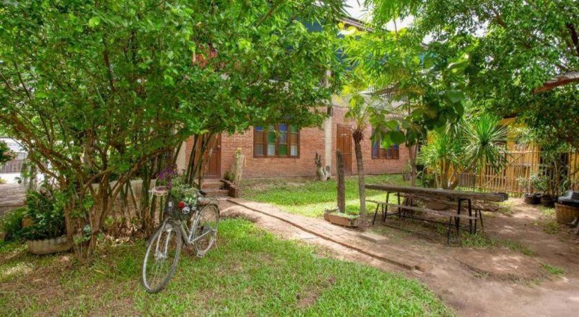 Hotel Oyo 1155 Bikers House And Enduro Tours Chiang Mai Exterior foto