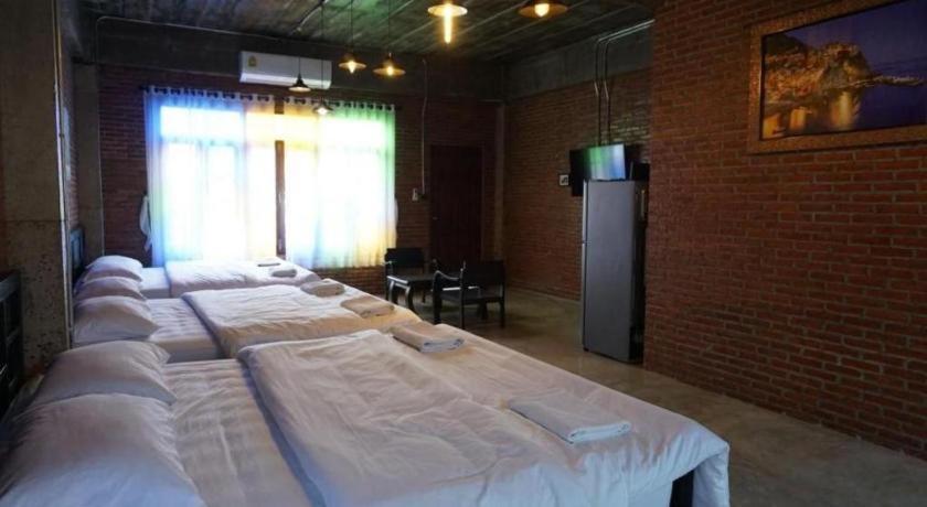 Hotel Oyo 1155 Bikers House And Enduro Tours Chiang Mai Exterior foto